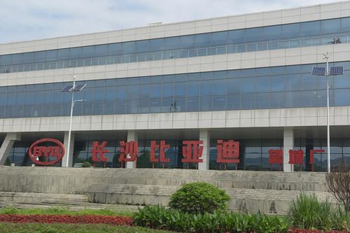 国六b定了 不降价,189万台库存车卖给谁 豪车麻烦大了
